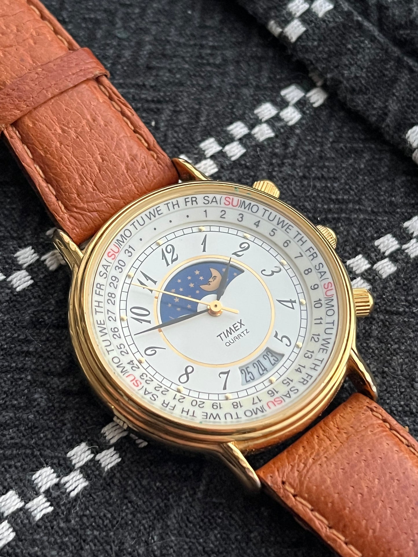 Timex MoonPhase Day Date
