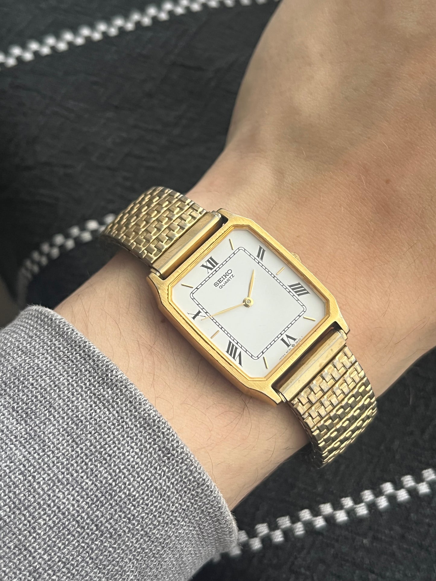 Seiko Tank Roman Numeral 5P30-5D30