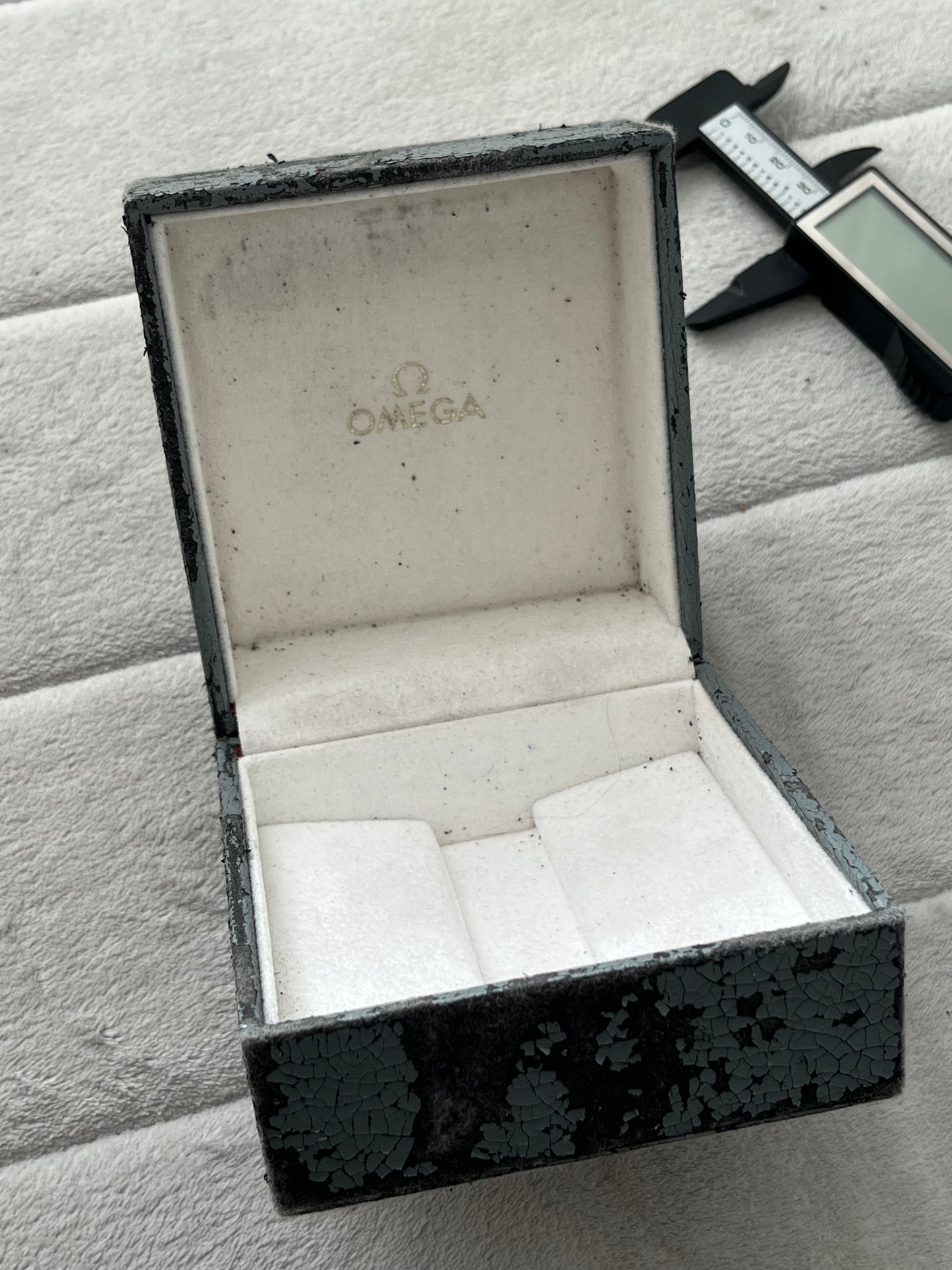 Omega Seamaster Automatic Bead Of Rice Bracelet 552