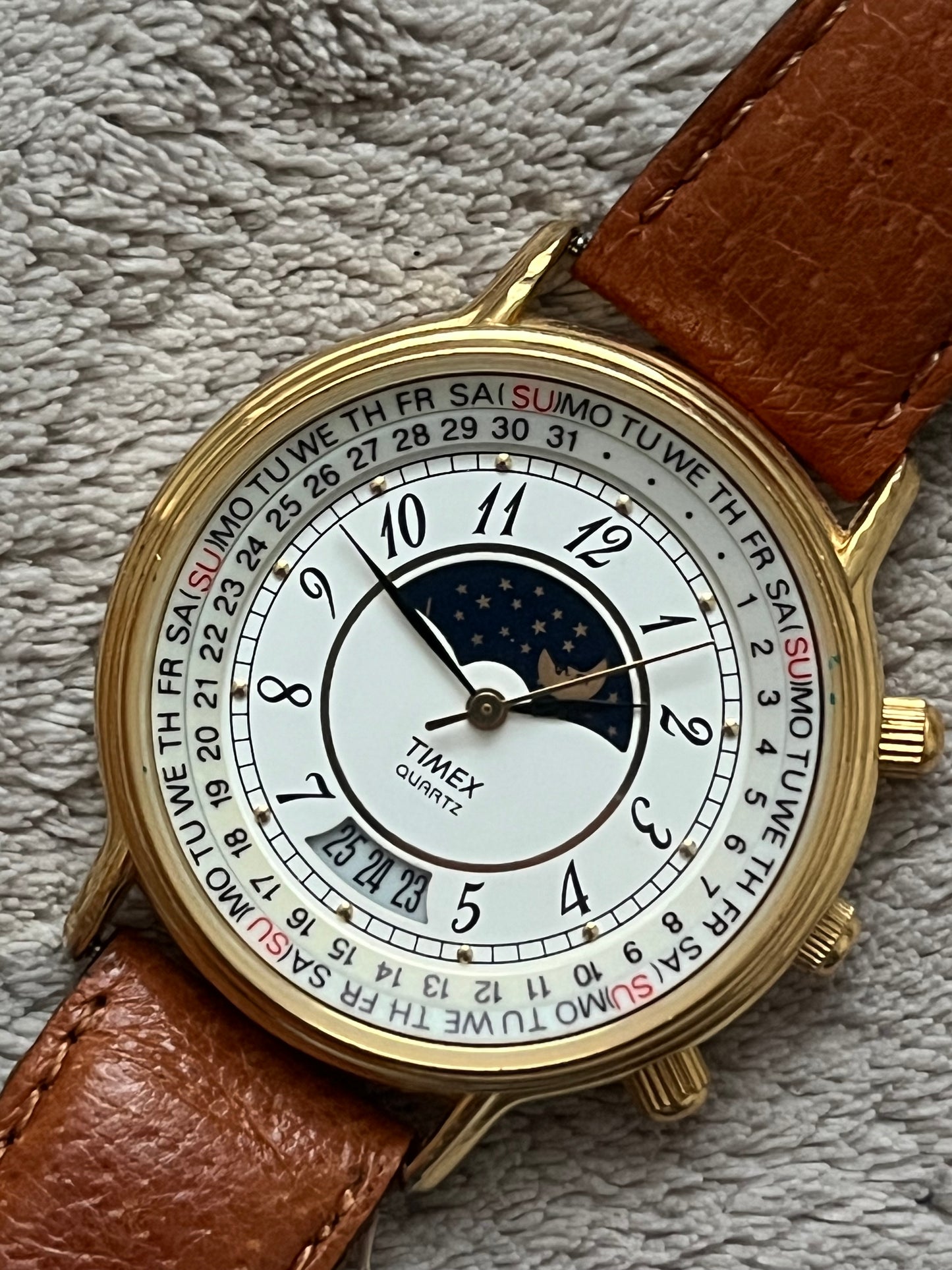 Timex MoonPhase Day Date