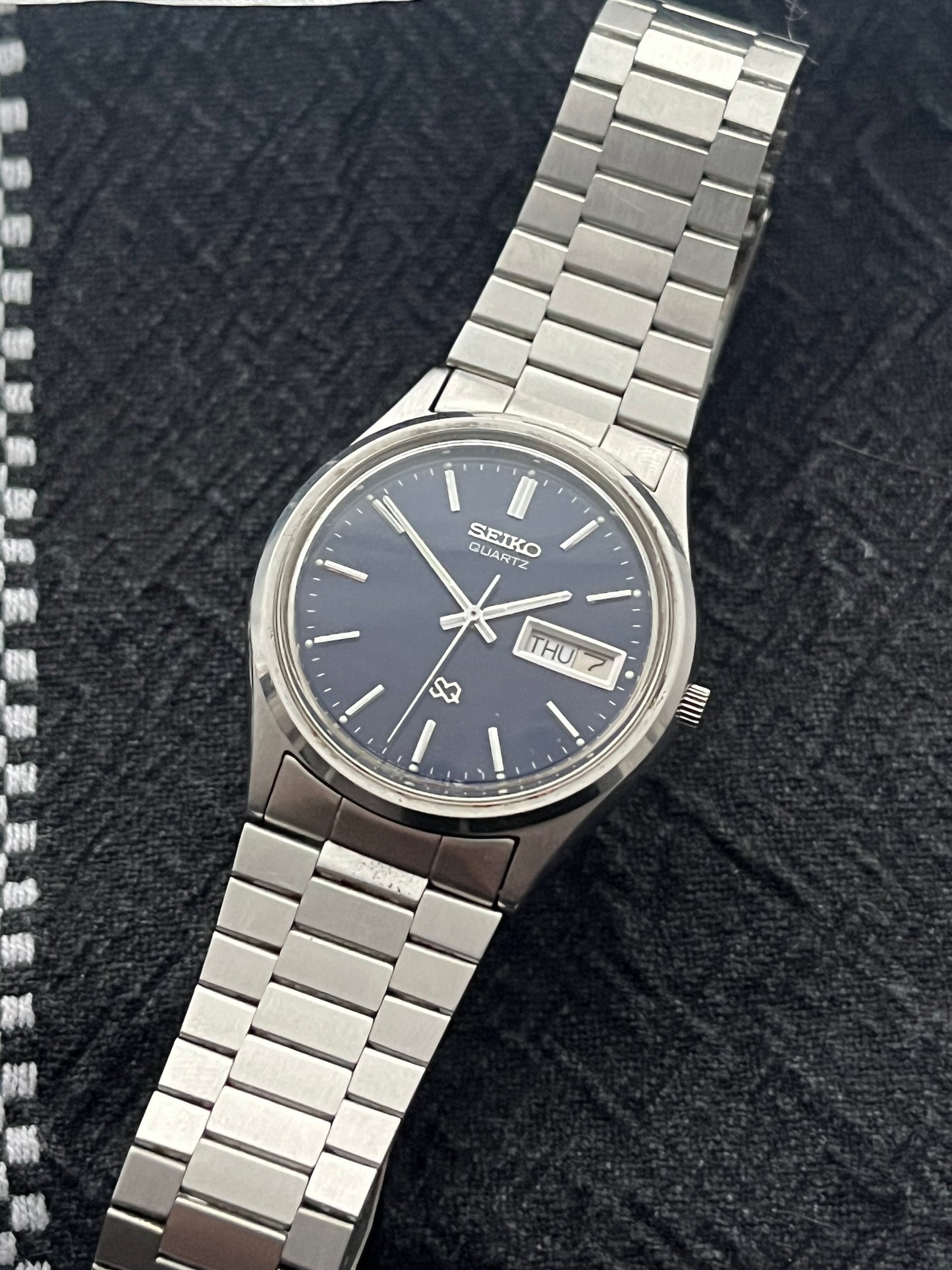 Seiko SQ Day Date Silver-Blue 8C23-6010 From 1994