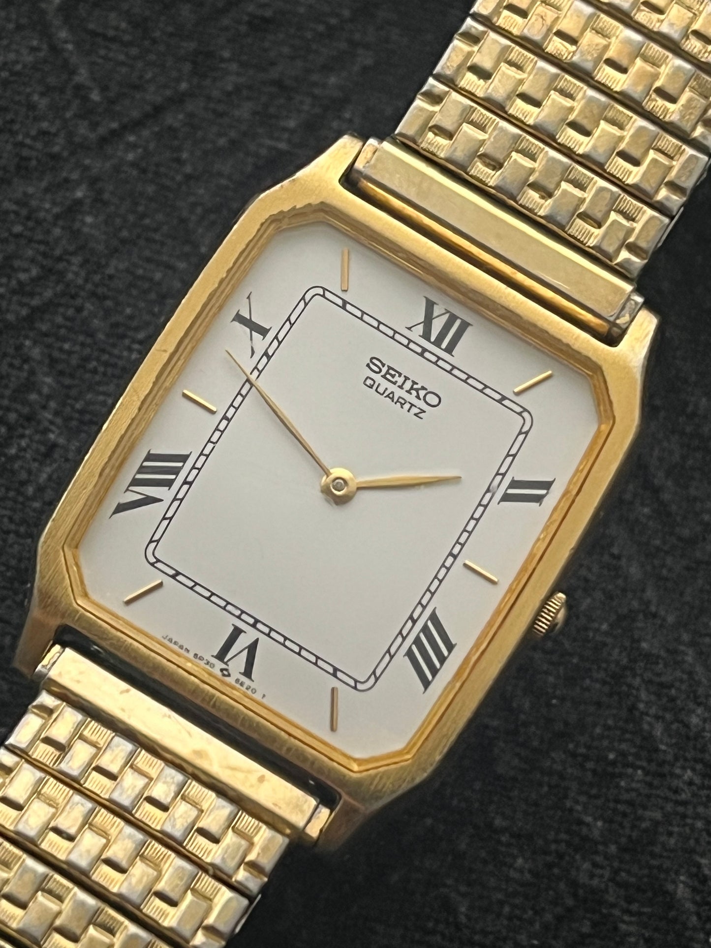 Seiko Tank Roman Numeral 5P30-5D30