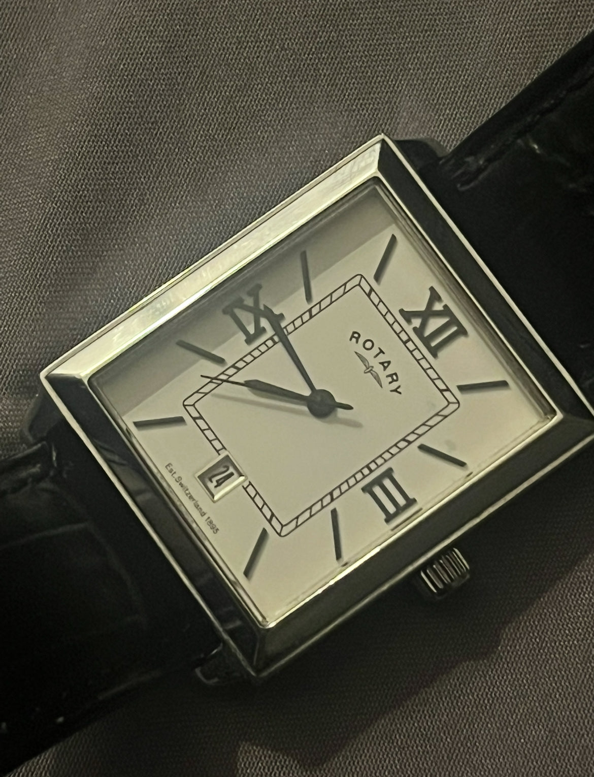 Rotary Tank Classic Roman Numeral Dial