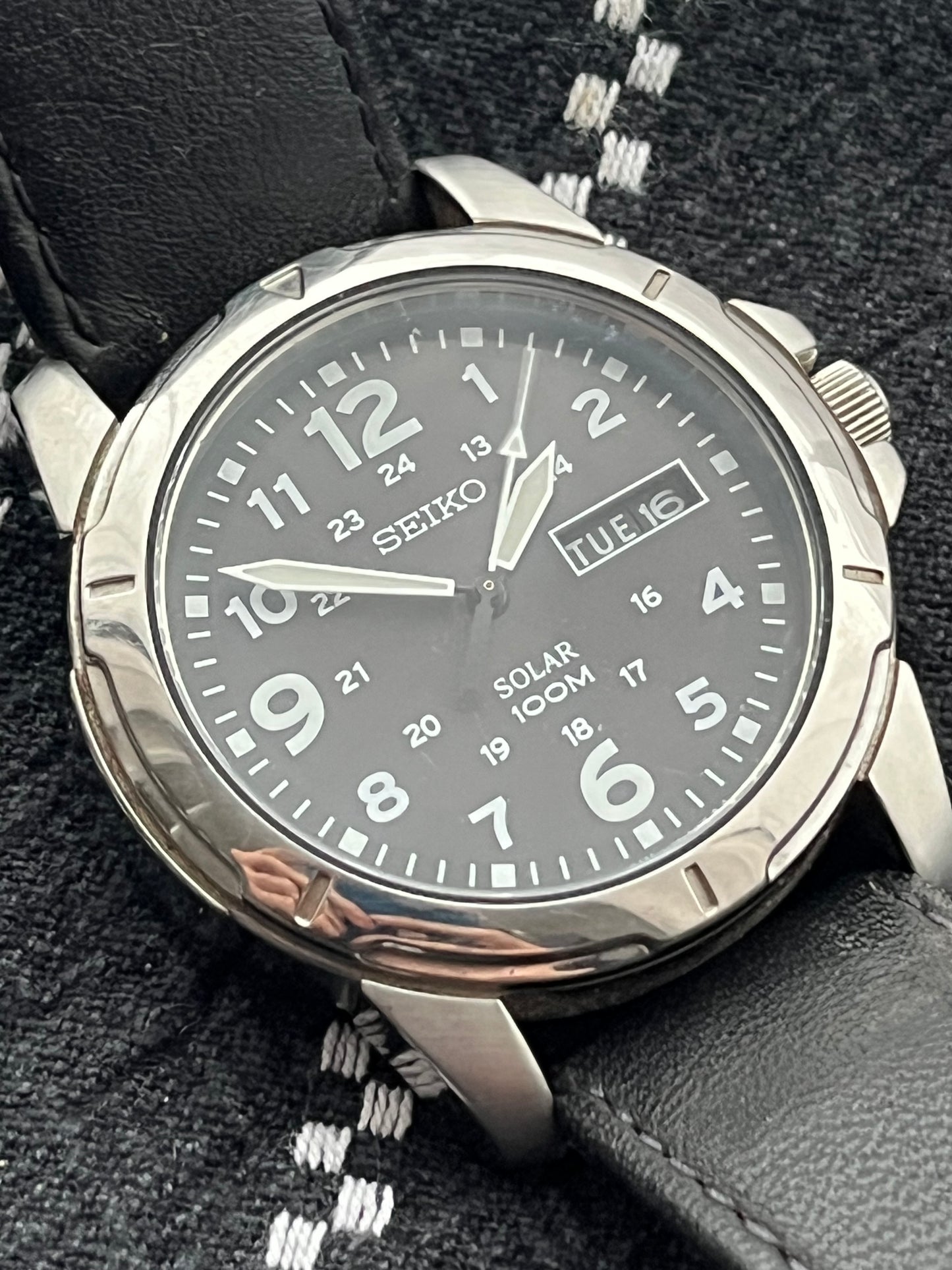 Seiko Solar Military Day Date V158-0AD0