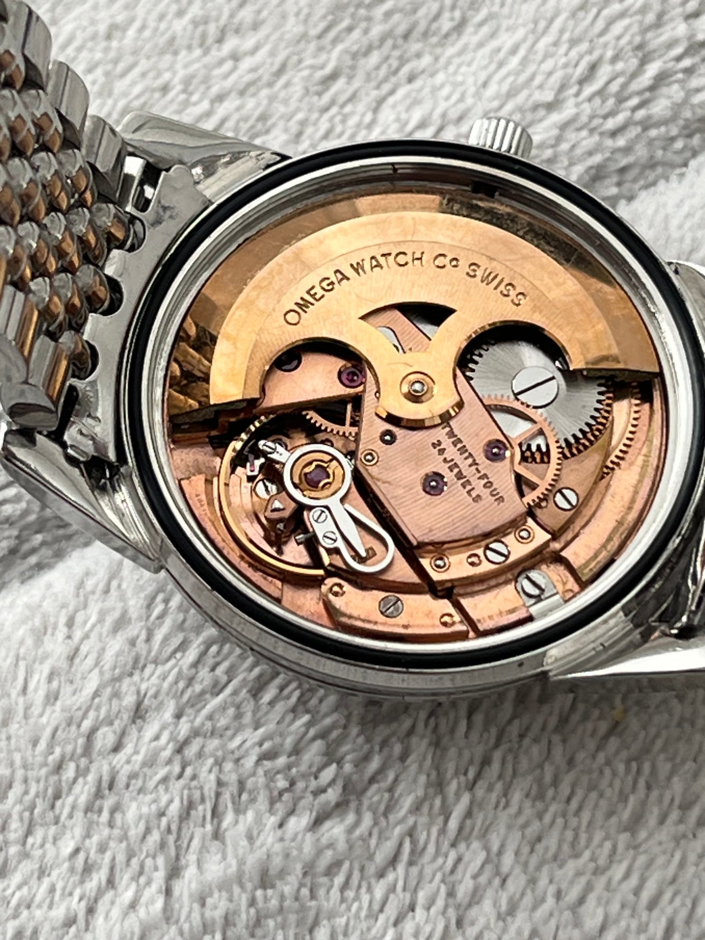 Omega Seamaster Automatic Bead Of Rice Bracelet 552