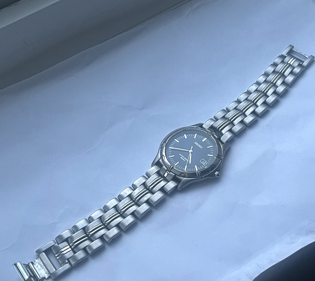 Seiko 7N32-0120 Vintage Blue-Silver From 1990