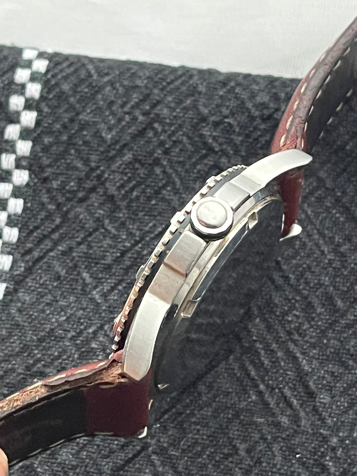 Rotary 200M Diver Silver-Blue