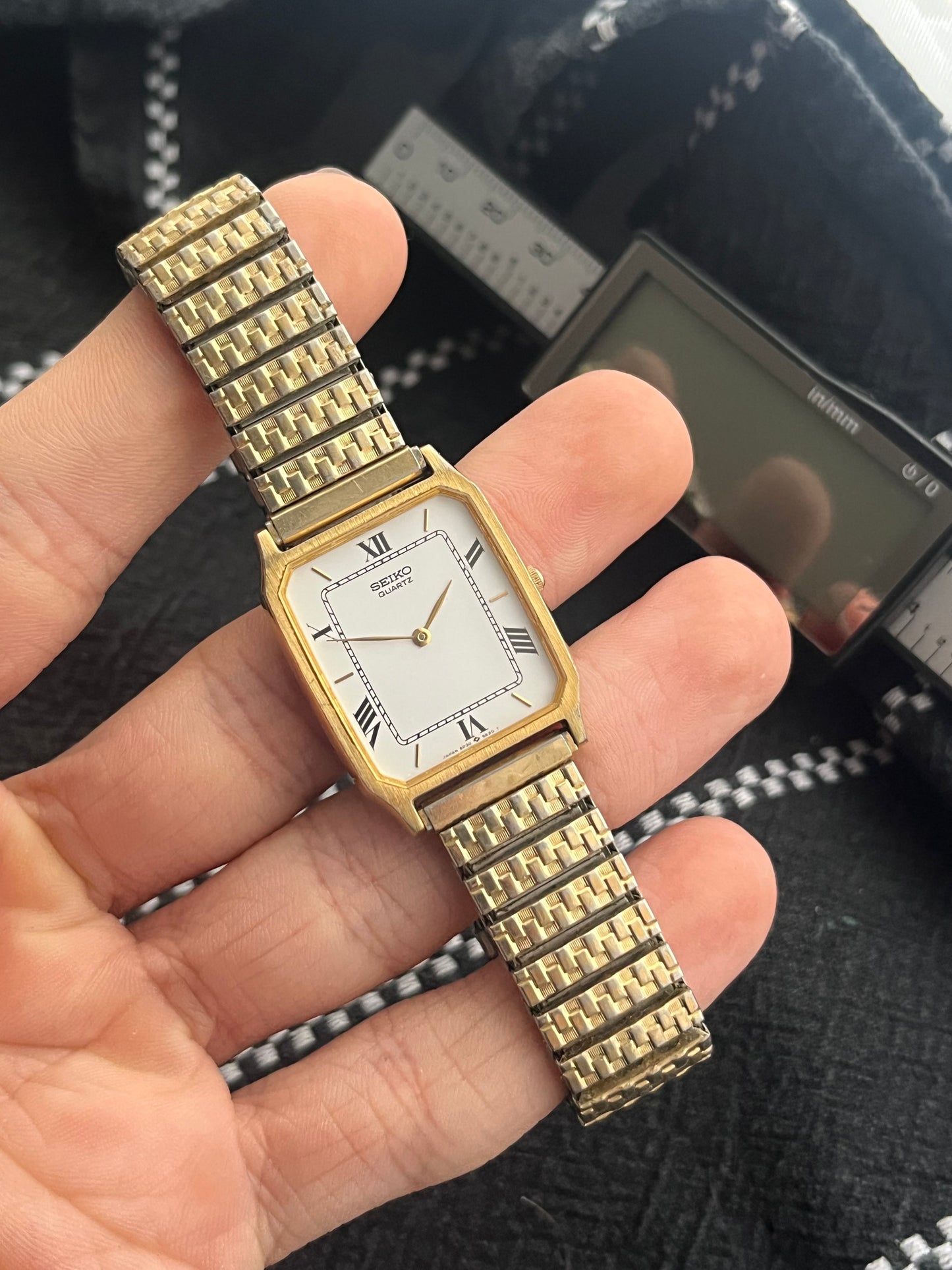 Seiko Tank Roman Numeral 5P30-5D30