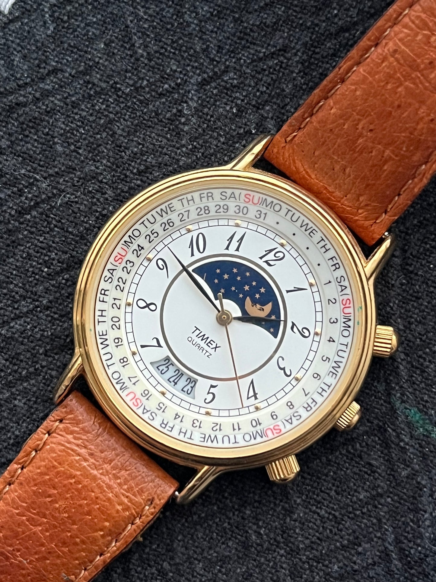 Timex MoonPhase Day Date