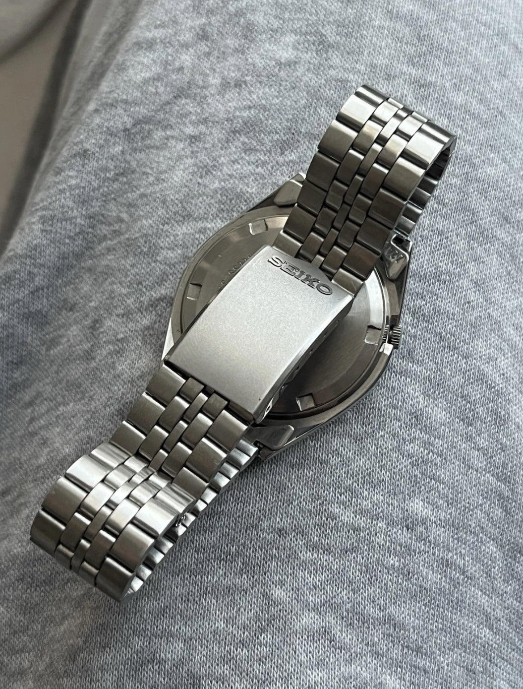 Seiko 5 Automatic Day Date 7009-8400 From 1979