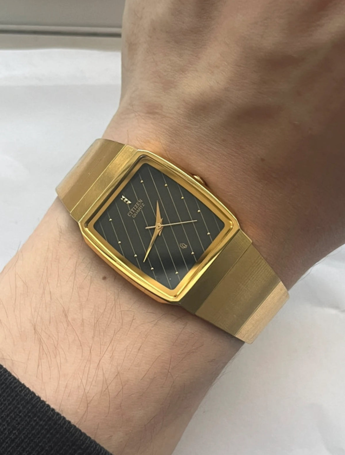 Citizen Tank Classic Gold-Black 4031-490142