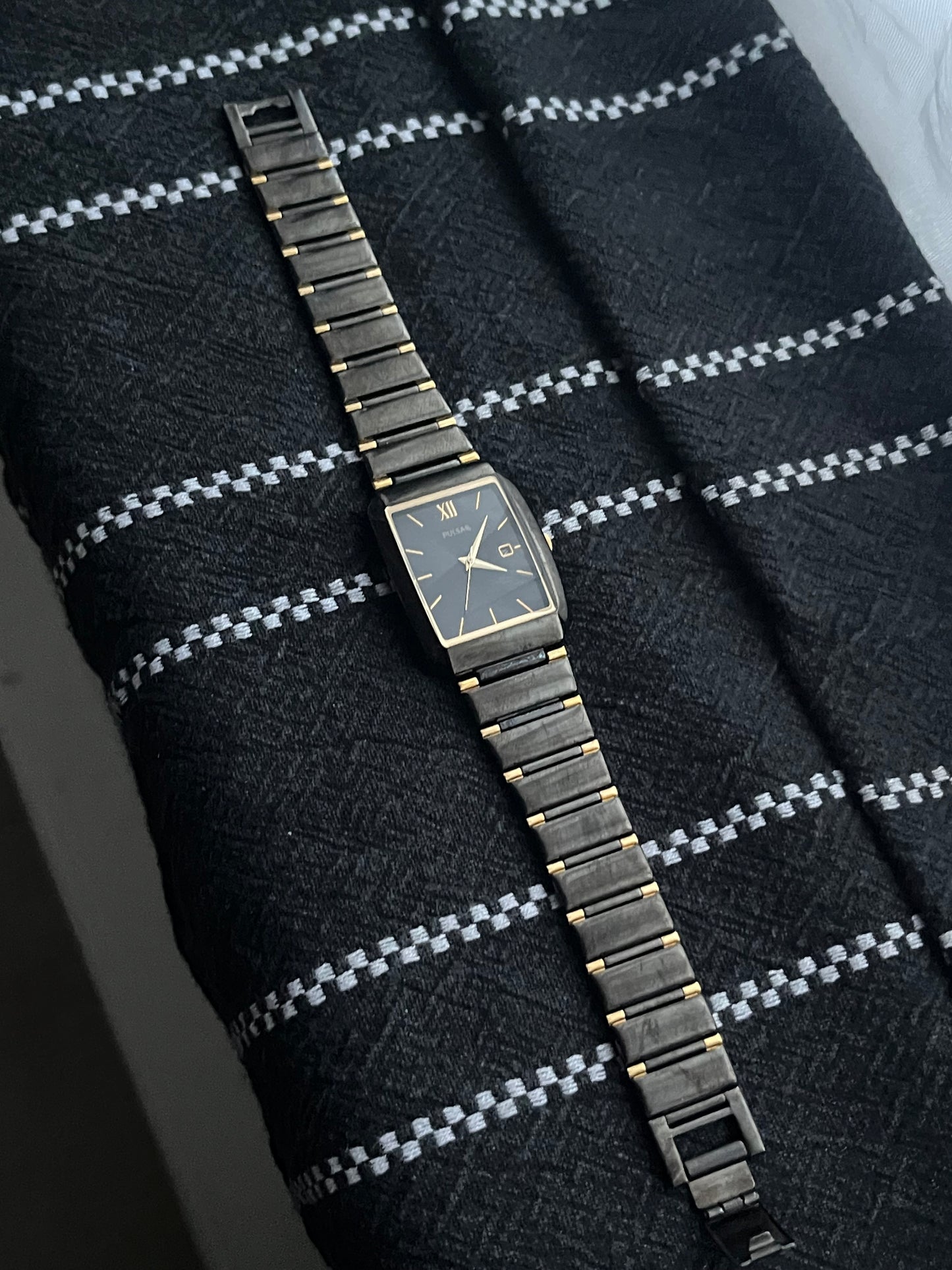 Pulsar (Seiko) Tank Silver-Gold Stainless Steel